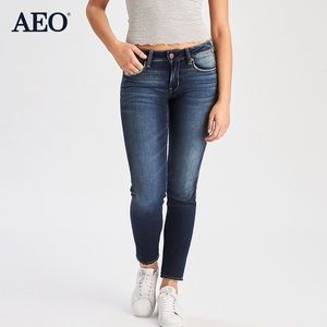 American Eagle Outffiers  super stretch skinny jeans